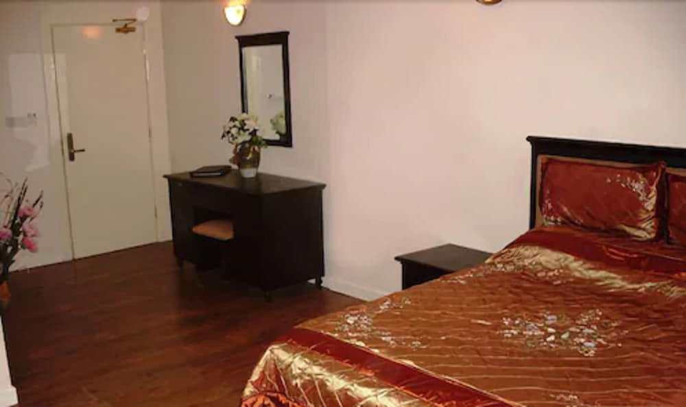 DeSalis Hotel Stansted 7
