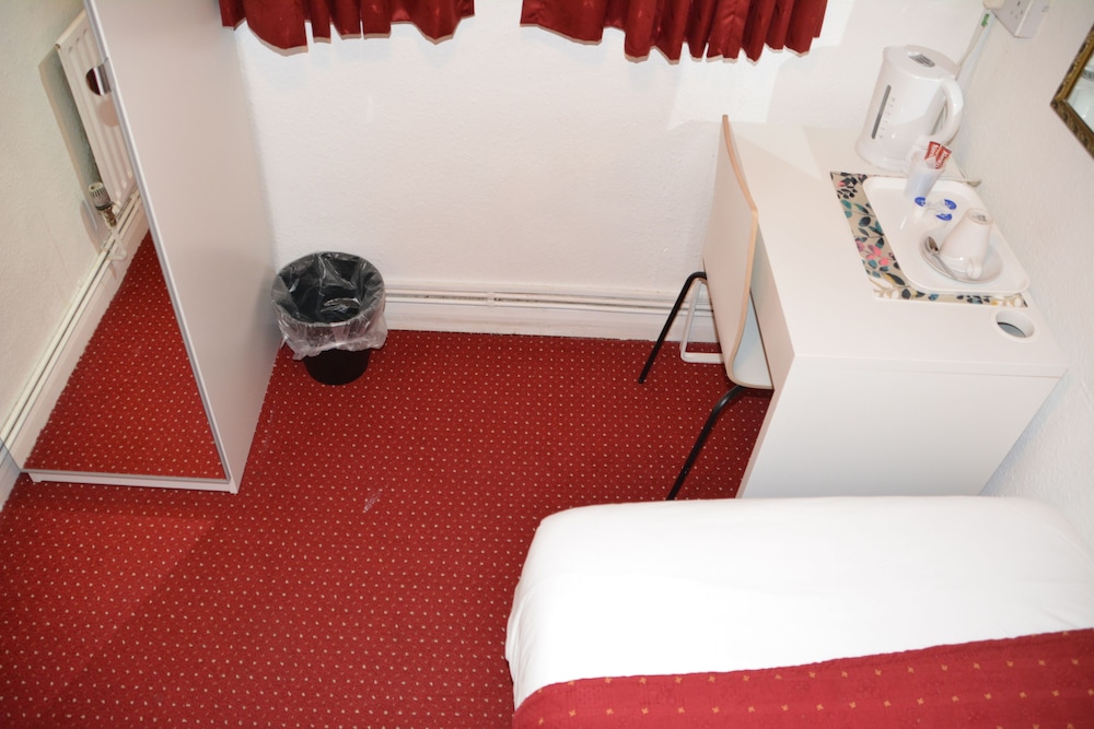 Bow Guest House 24