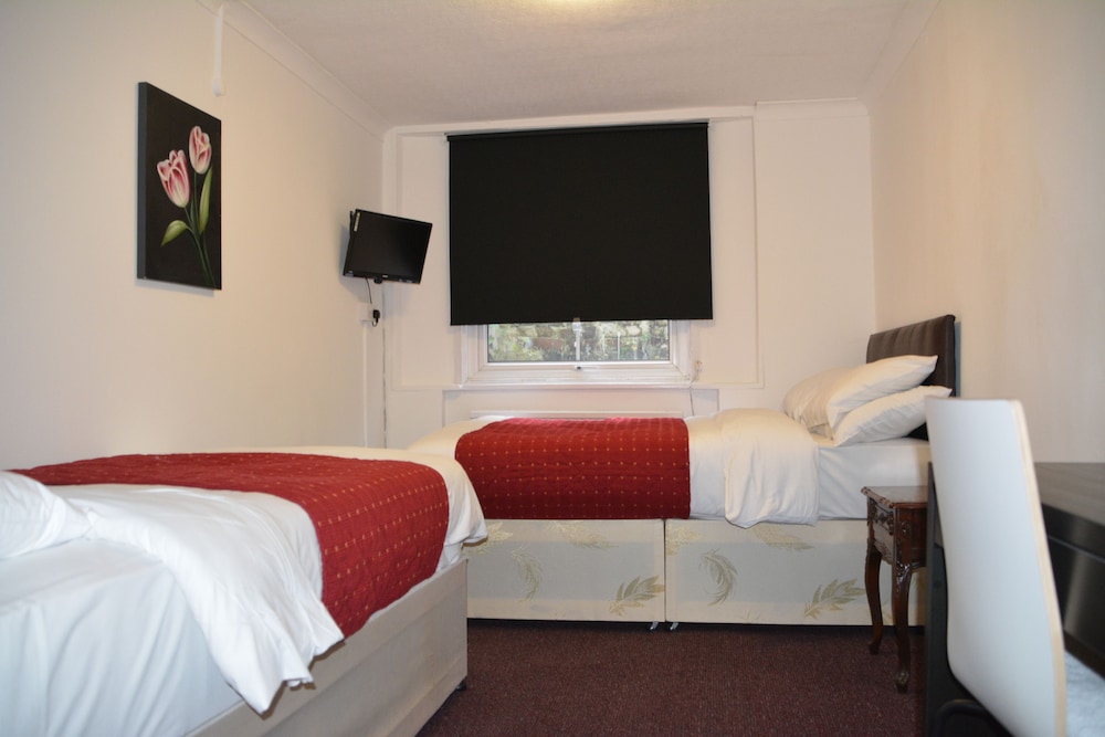 Bow Guest House 11