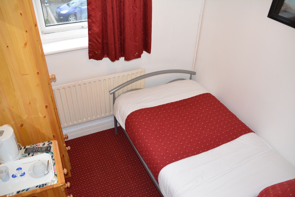 Bow Guest House 15