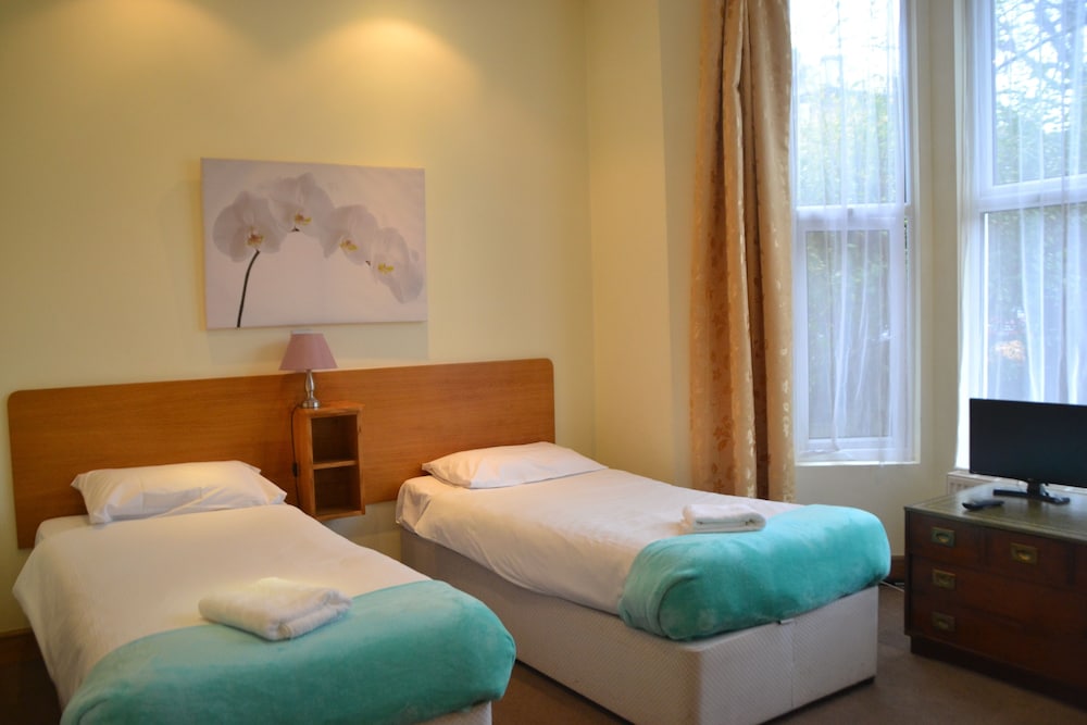 Hotel 65 9