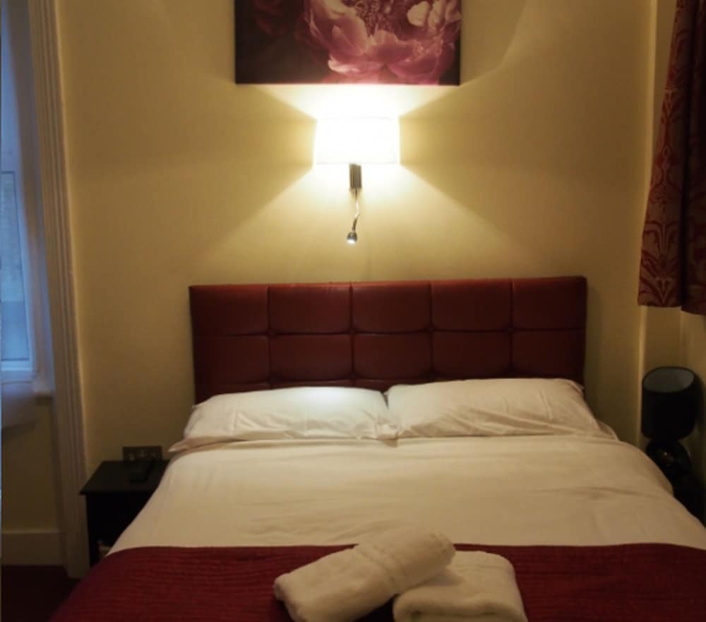 Hotel 65 16