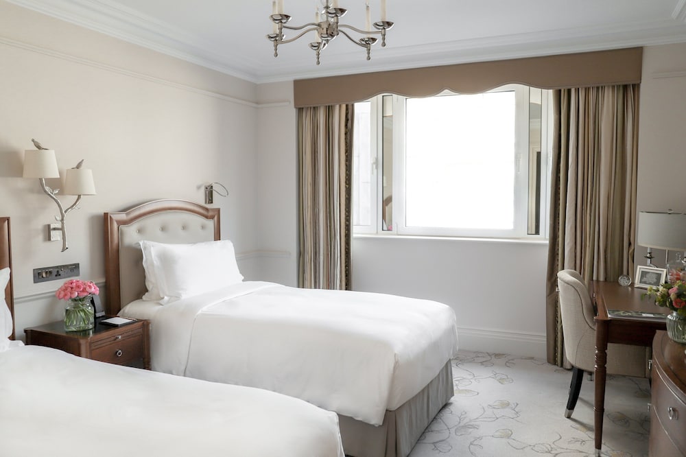 The Langham London 23