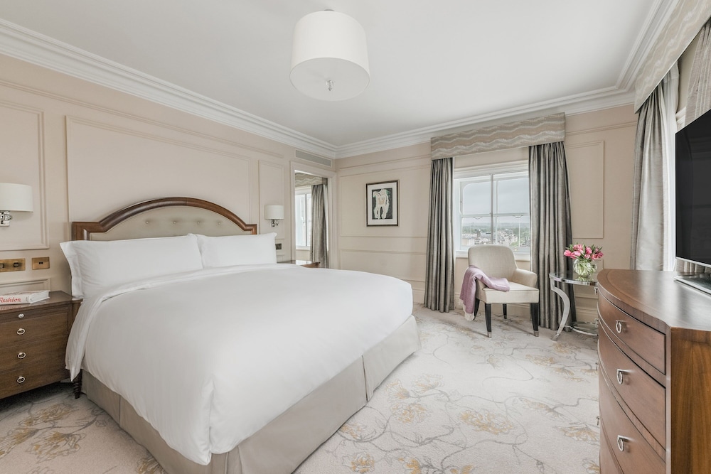 The Langham London 18