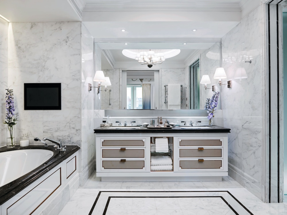 The Langham London 4