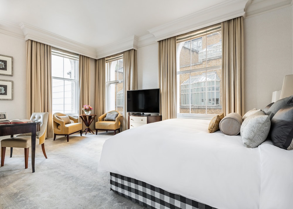 The Langham London 14