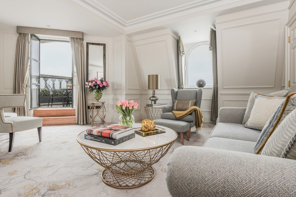 The Langham London 13