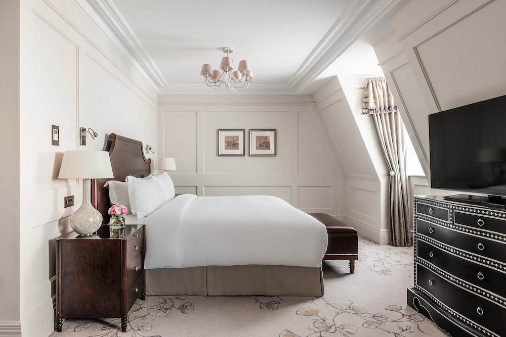 The Langham London 22