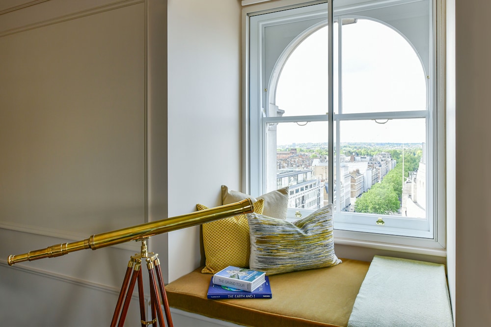 The Langham London 9