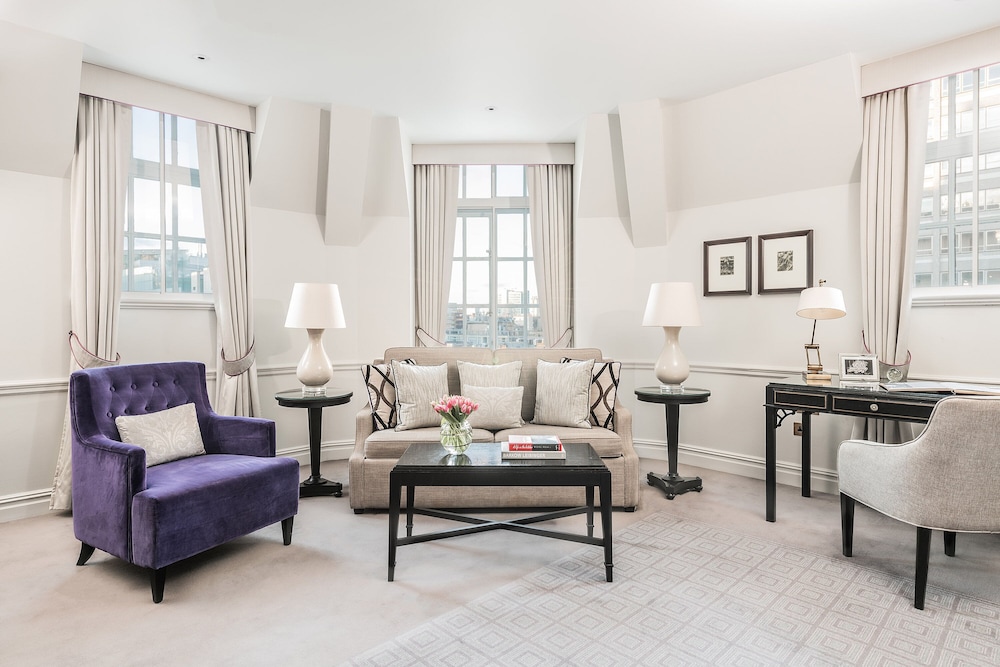 The Langham London 17