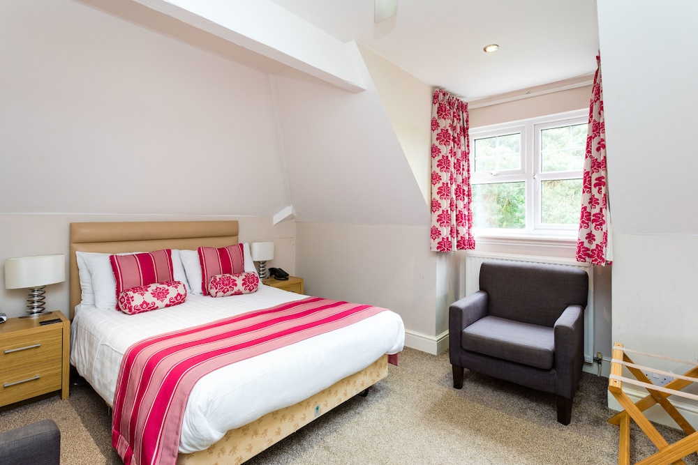 The Lawn Guest House 13