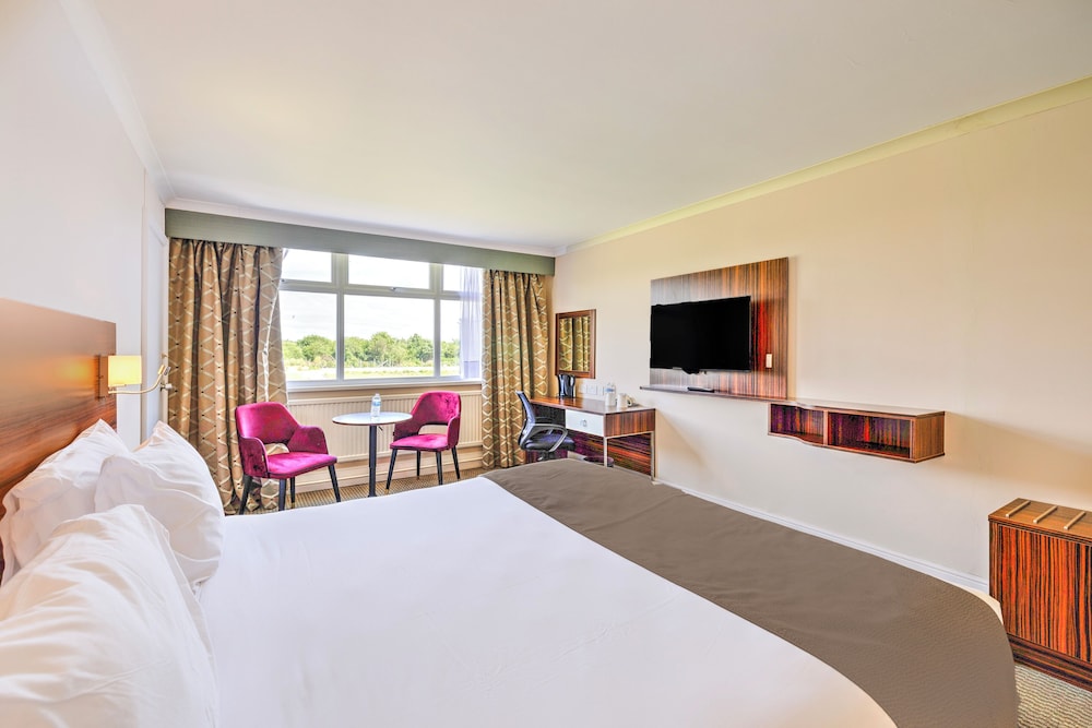 Palms Hotel & Retreat By Palette London Romford 24