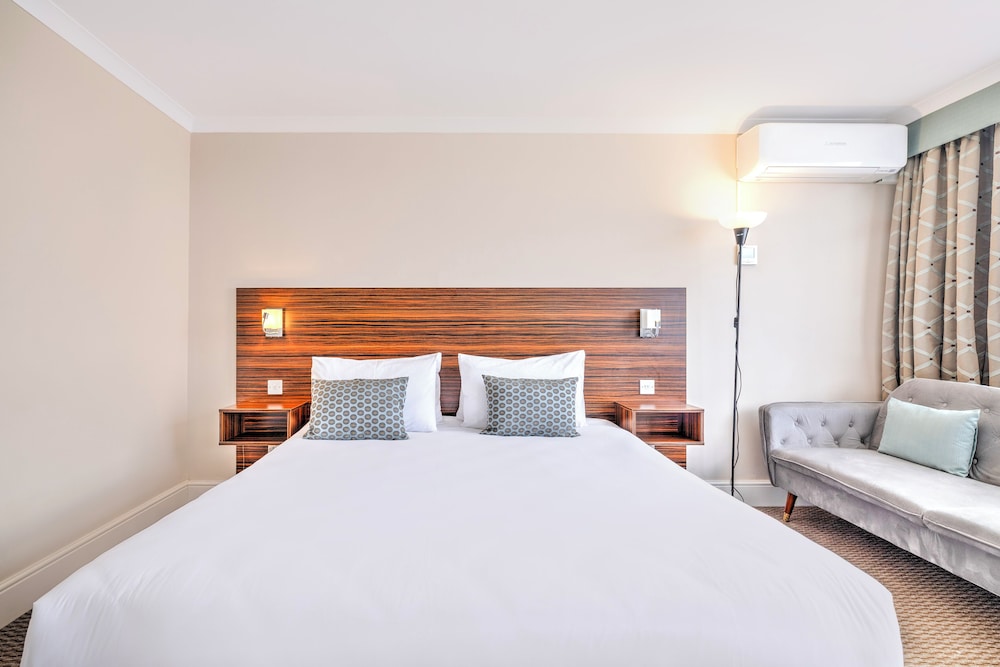 Palms Hotel & Retreat By Palette London Romford 15