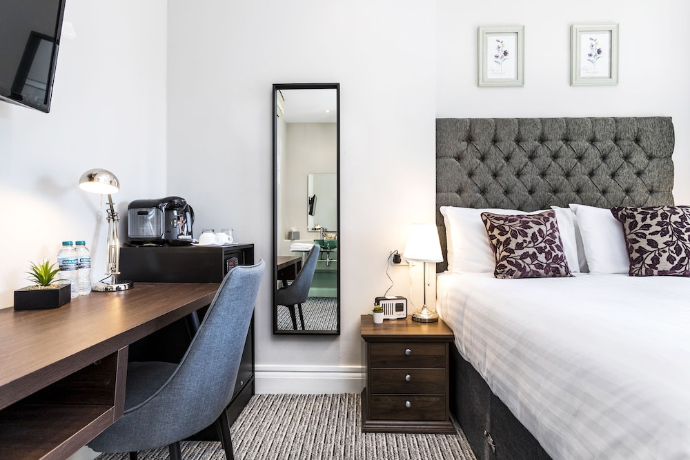 Martel Guest House 8