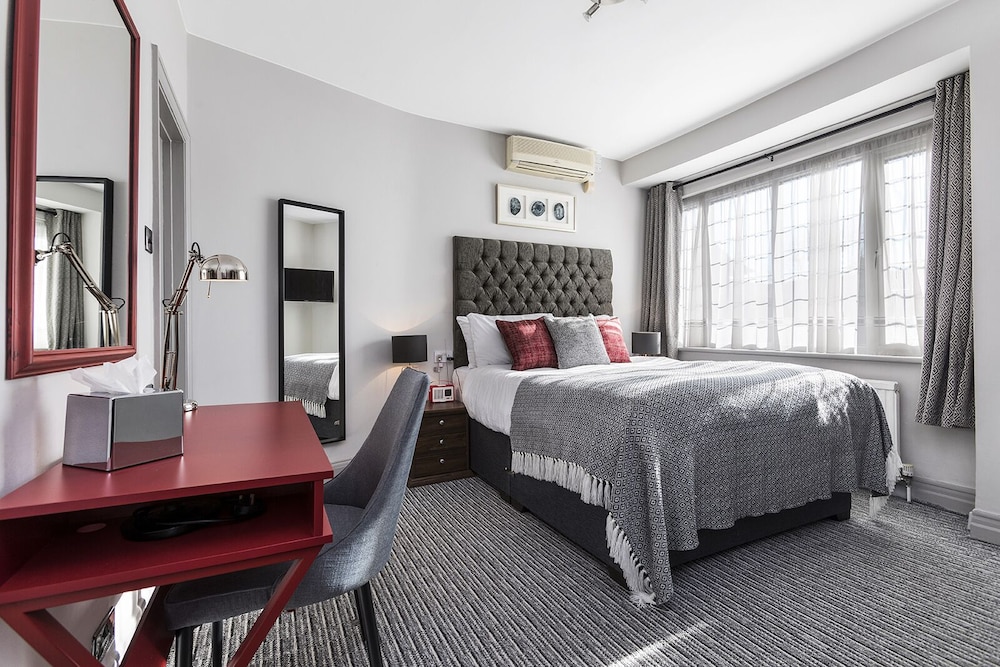Martel Guest House 11