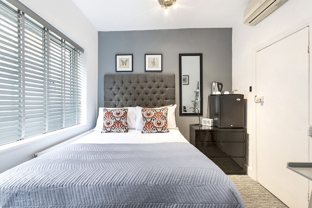 Martel Guest House 12