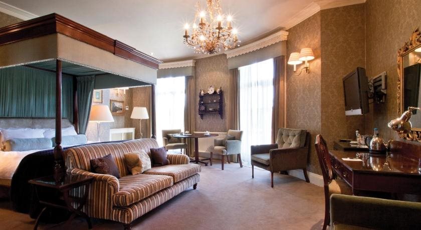 St Michaels Manor 23