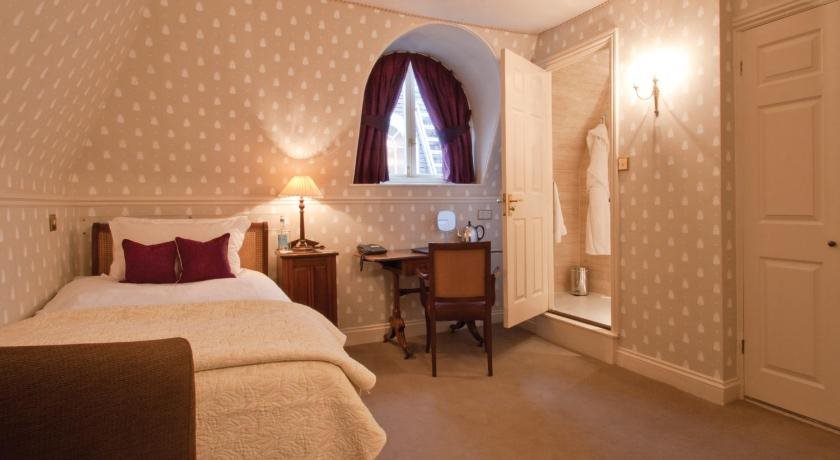 St Michaels Manor 4