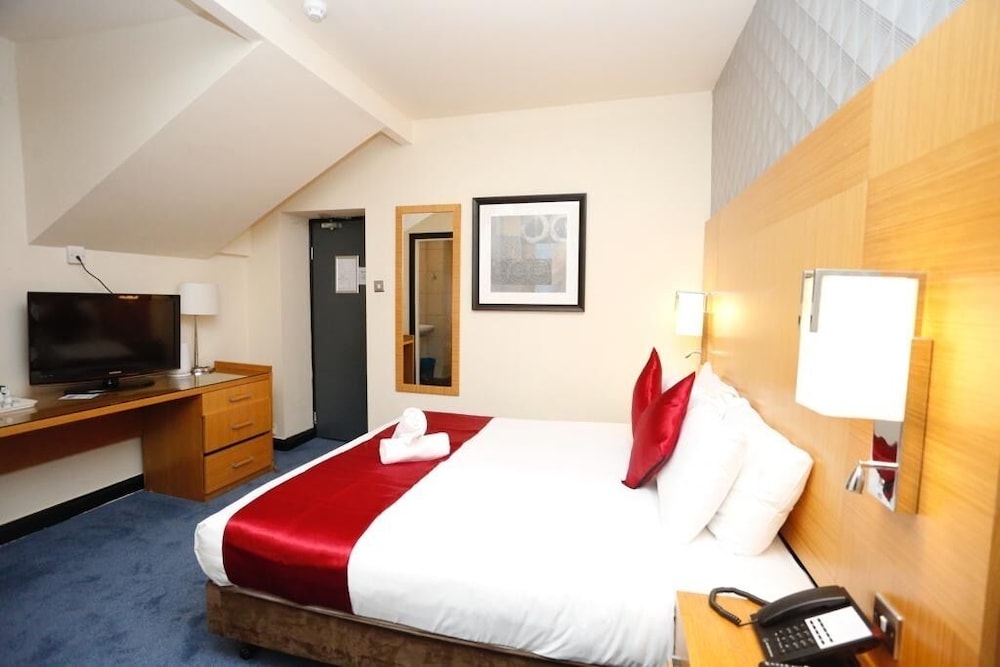 Acorn Lodge Gatwick 3