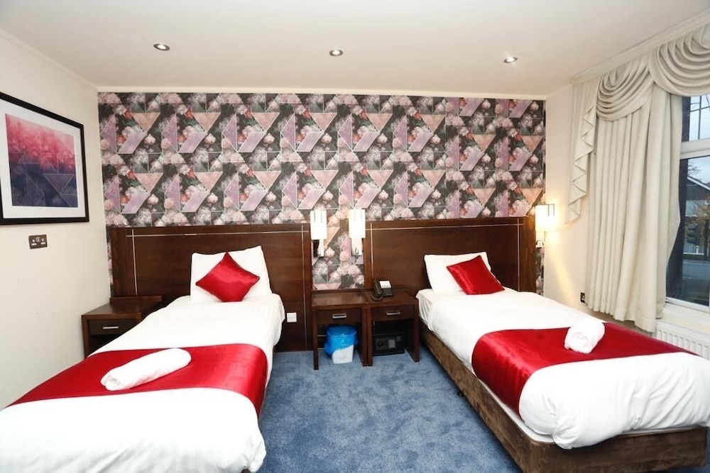 Acorn Lodge Gatwick 23