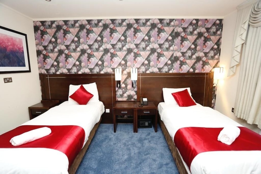 Acorn Lodge Gatwick 15