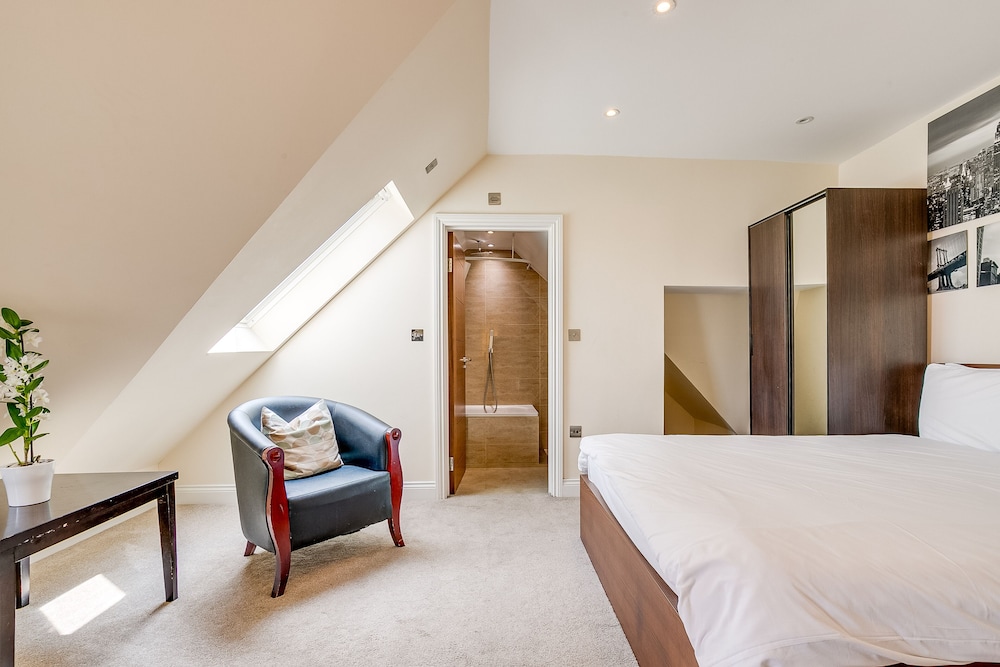 London Star Hotel 17
