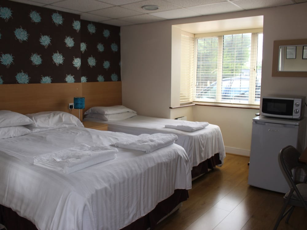 Debden Guest House 14