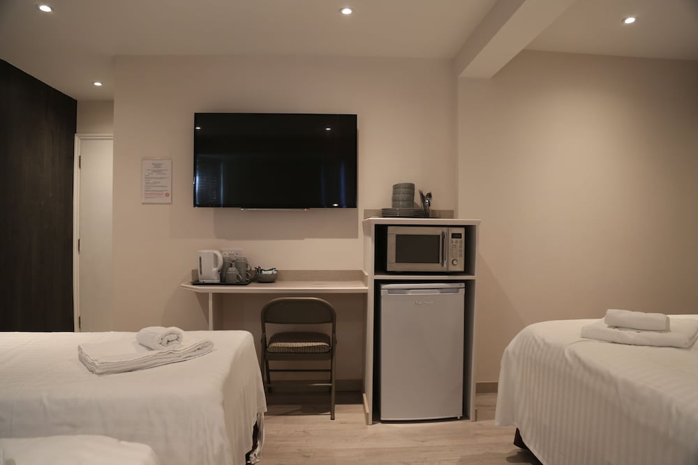 Debden Guest House 8