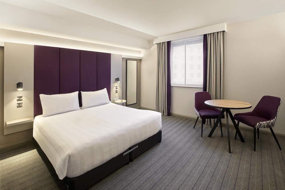 Premier Inn Horsham 2