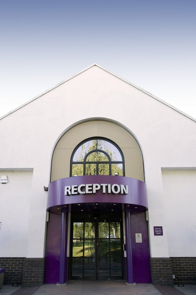 Premier Inn South Mimms Potters Bar 9