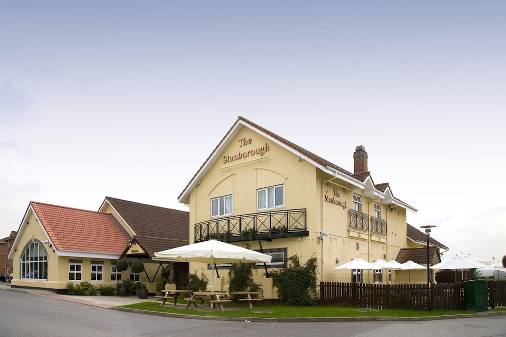 Premier Inn Welwyn Garden City 10