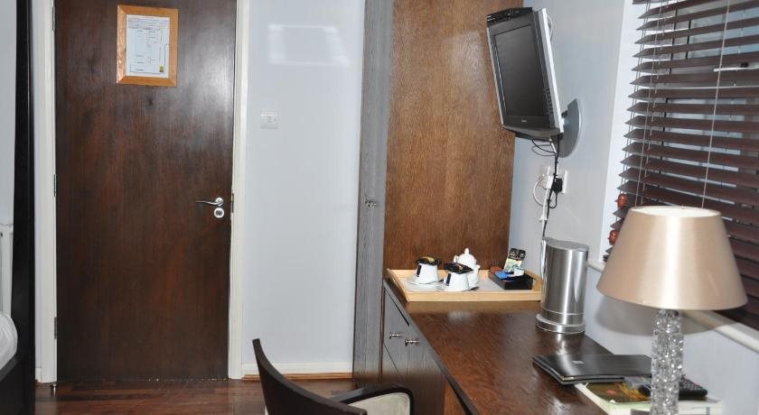 Savoro Restaurant With Rooms 19