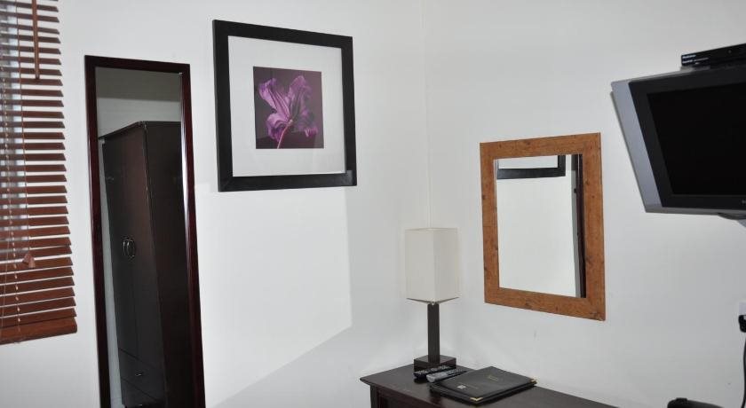Savoro Restaurant With Rooms 9