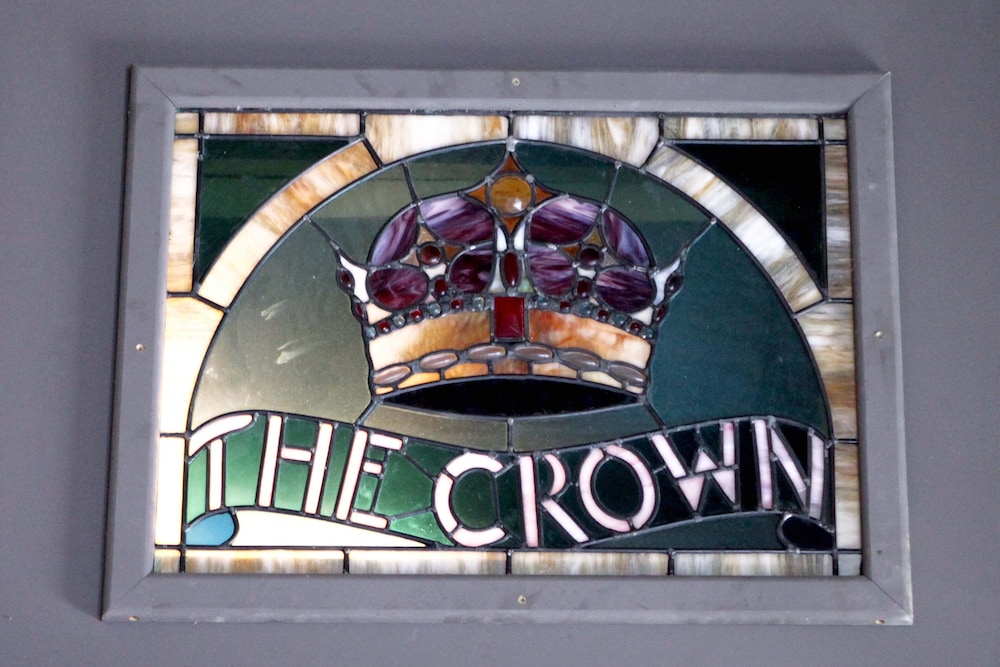 The Crown 13