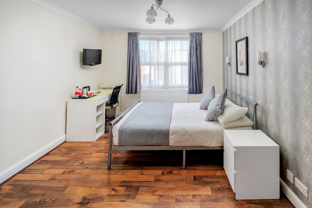 Flexistay Tulsi ApartHotel 10
