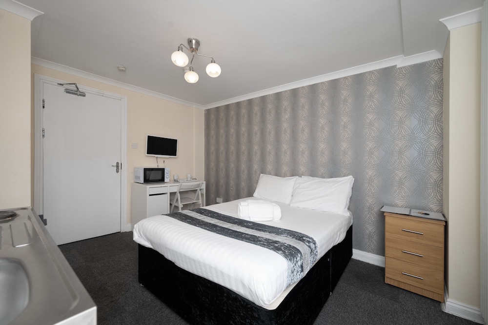 Flexistay Tulsi ApartHotel 13