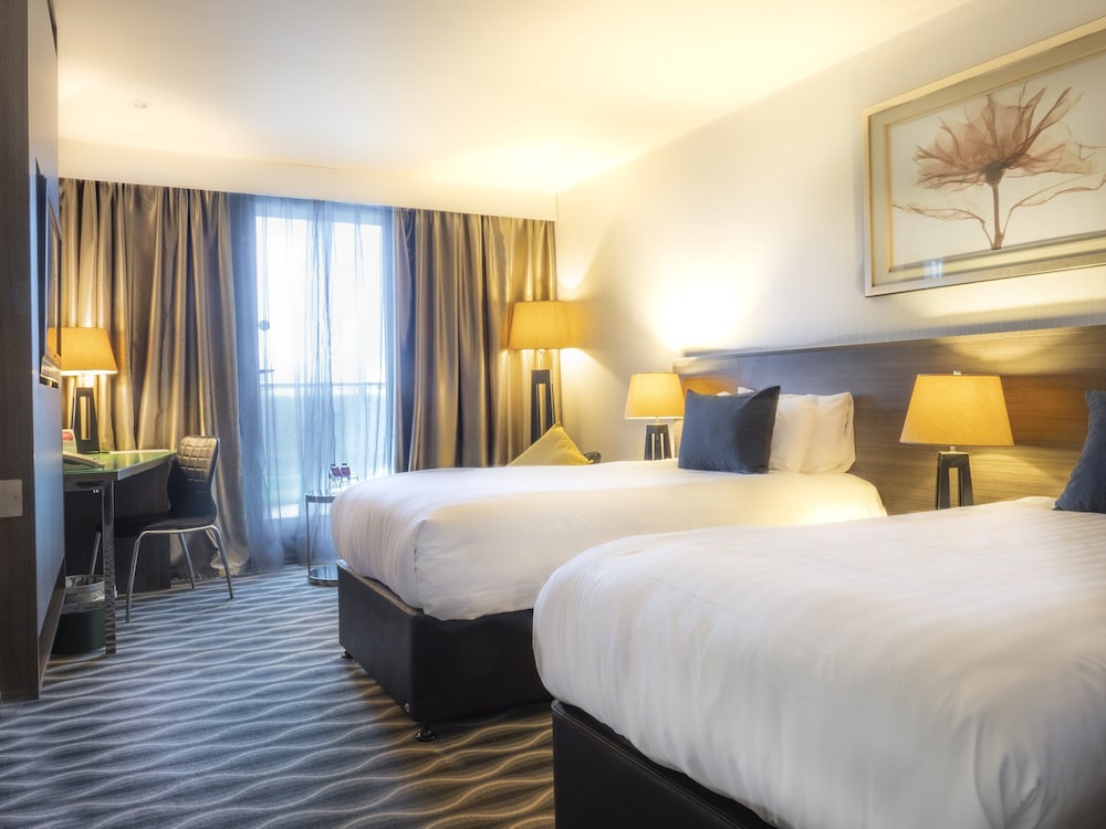 Crowne Plaza London - Kingston 17