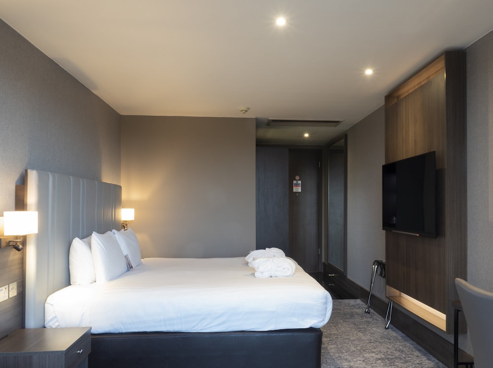 Crowne Plaza London - Kingston 16