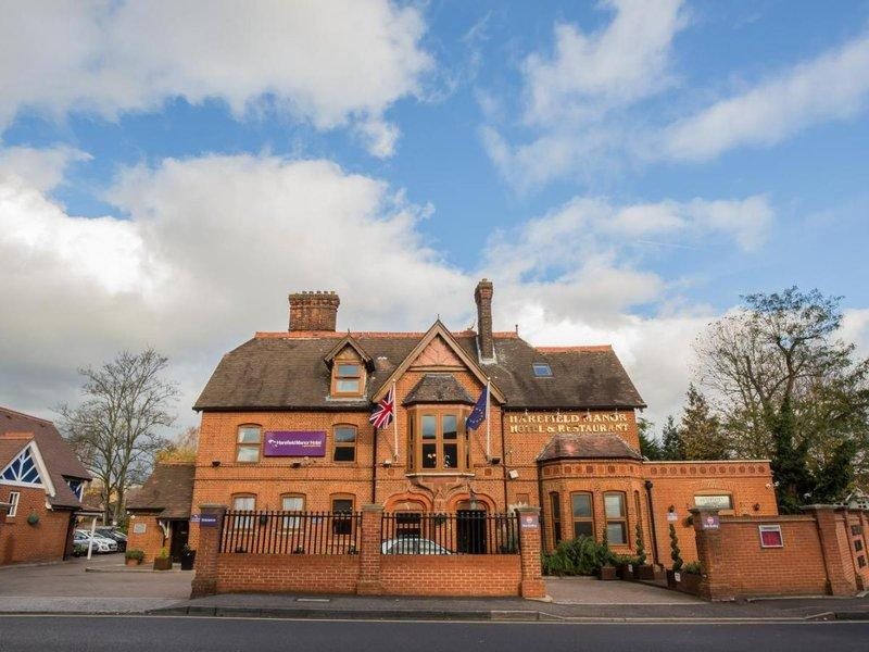 Harefield Manor 8