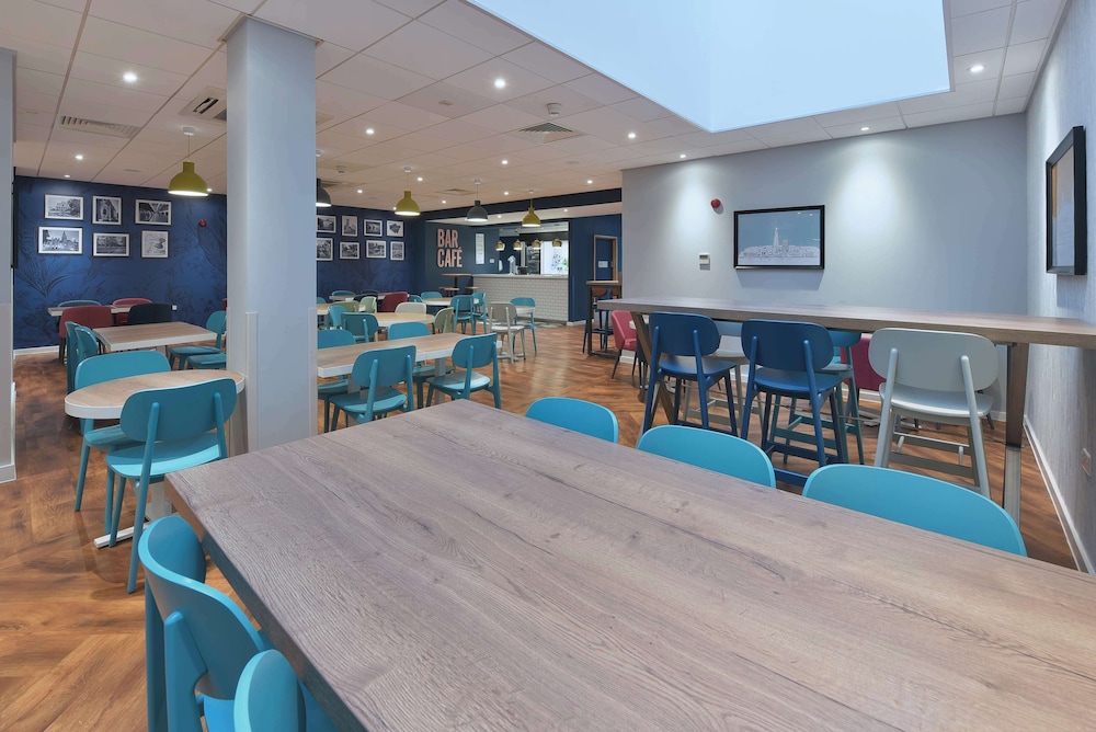 Travelodge London Ealing 22