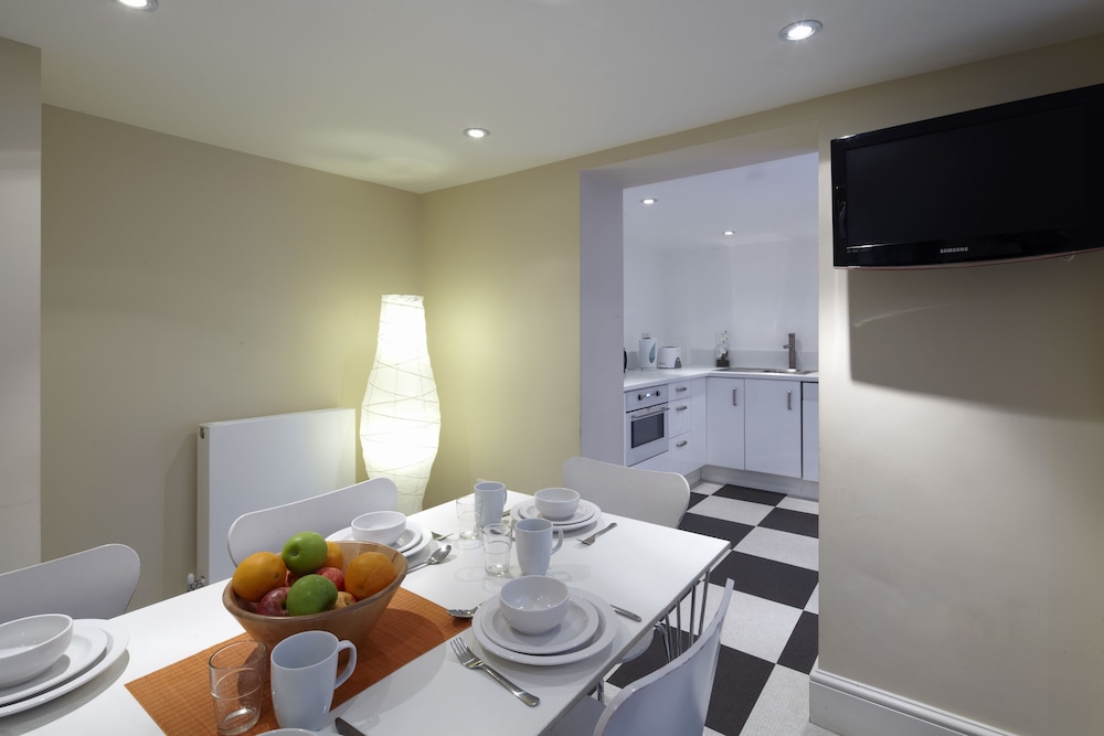 B+B Belgravia 23