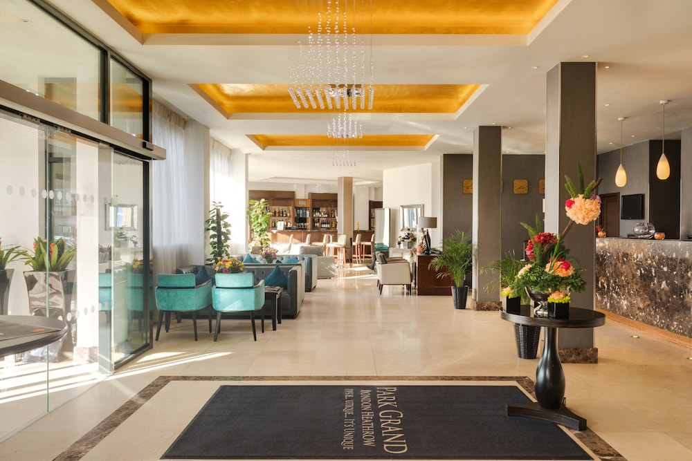 Park Grand Heathrow 3