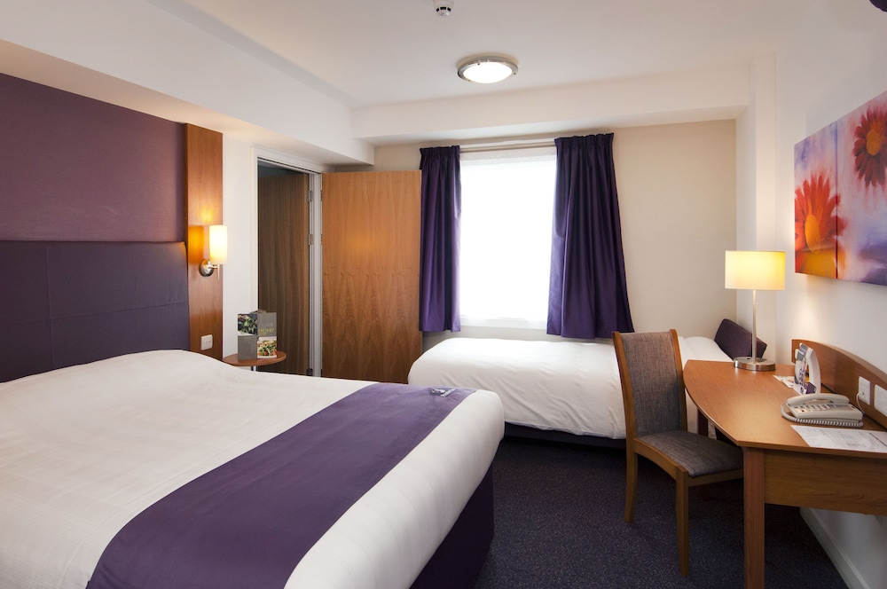 Premier Inn London Heathrow Airport Terminal 5 5