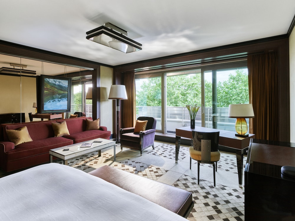 45 Park Lane 20