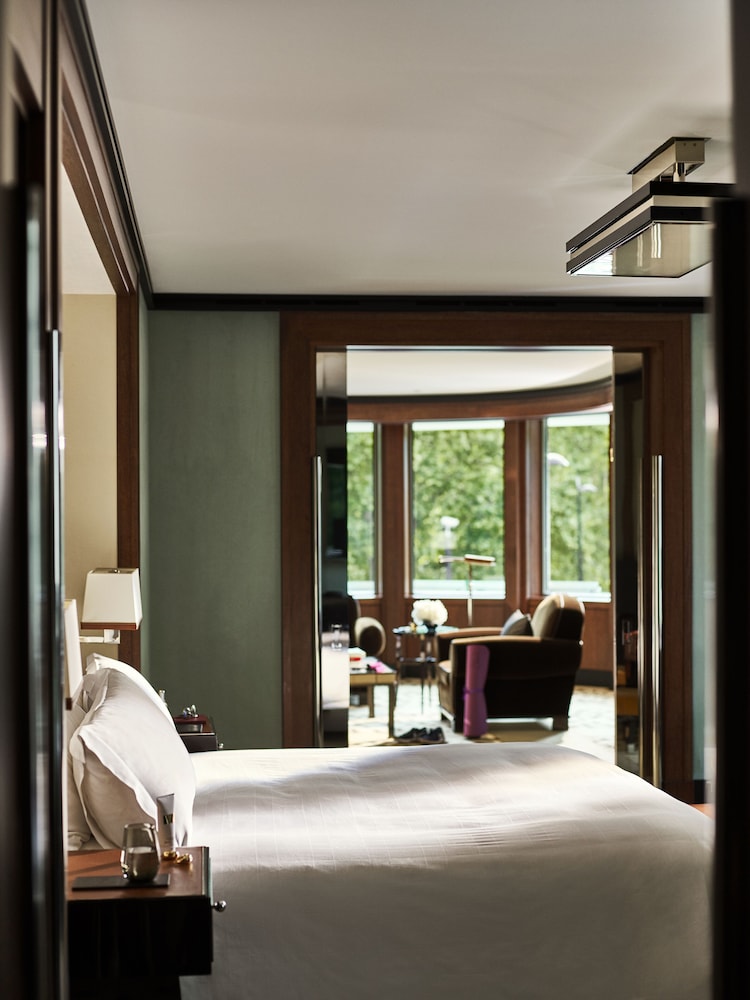 45 Park Lane 14