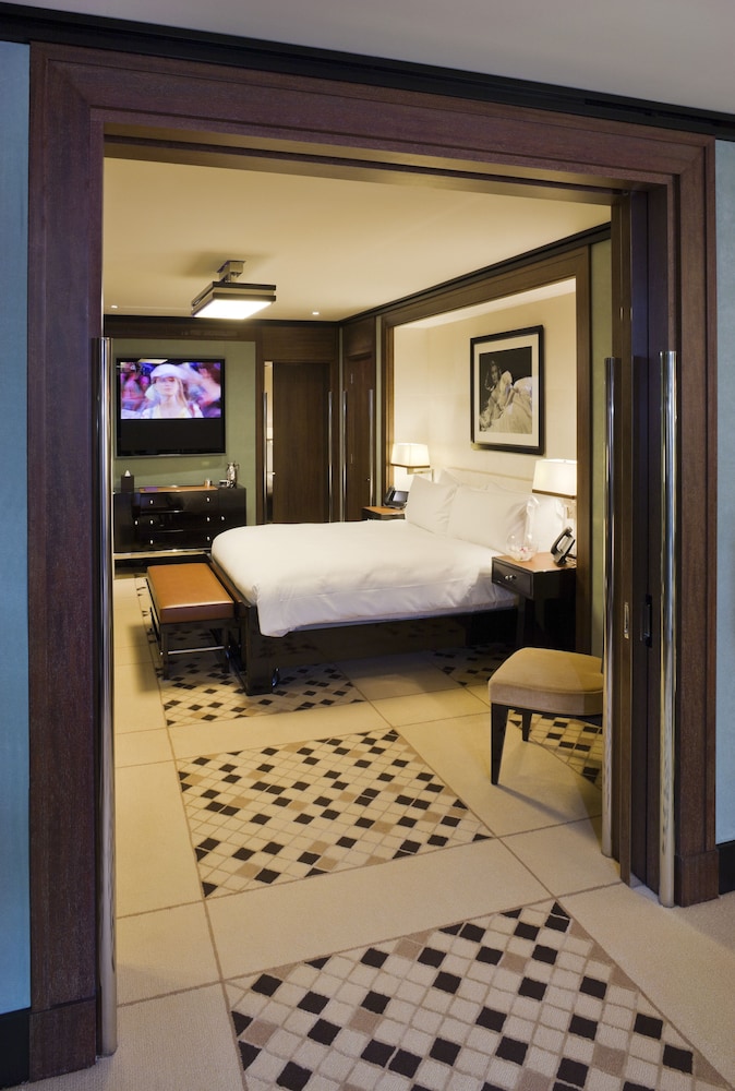 45 Park Lane 5