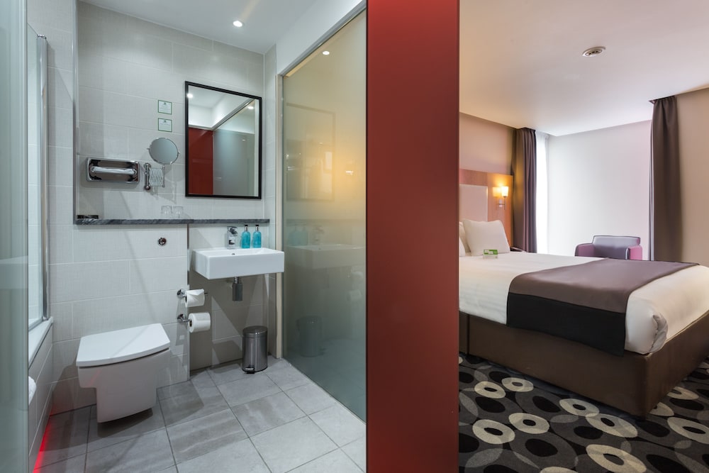 Holiday Inn Sittingbourne 17
