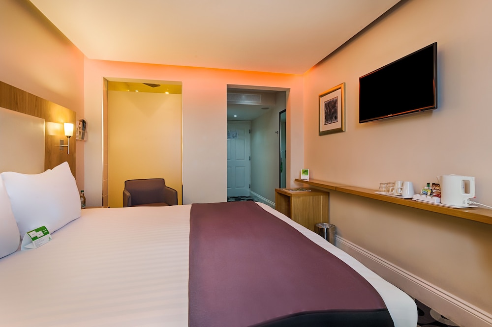 Holiday Inn Sittingbourne 11