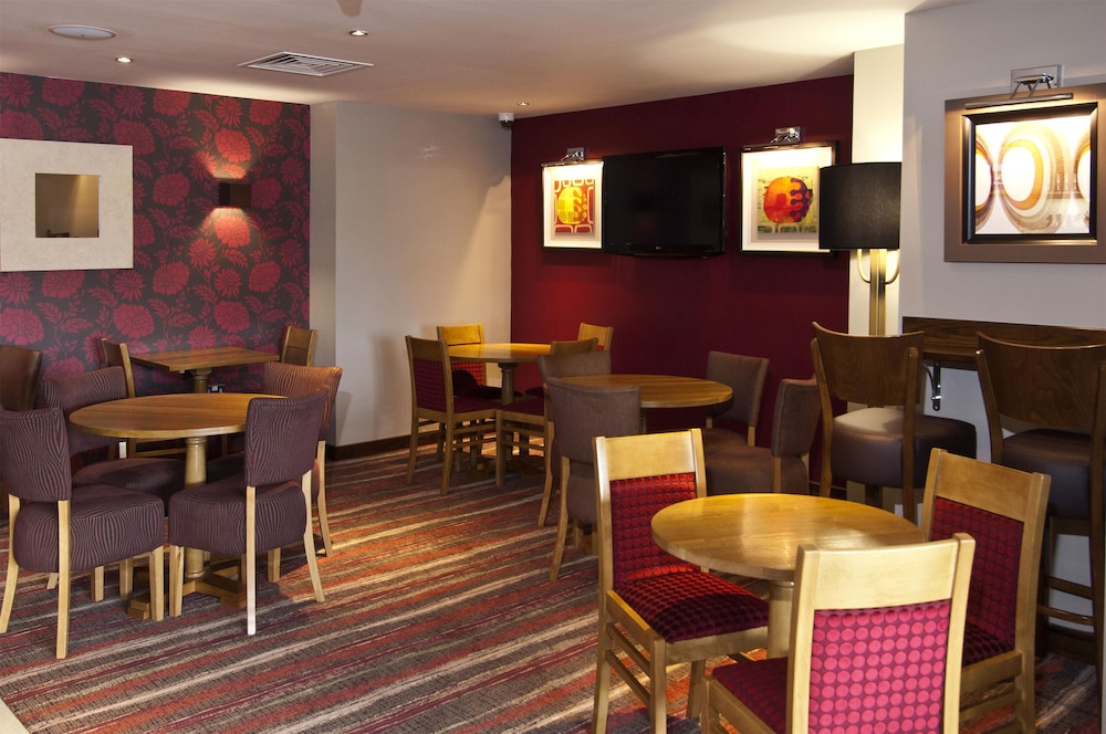 Premier Inn London Hanger Lane 15