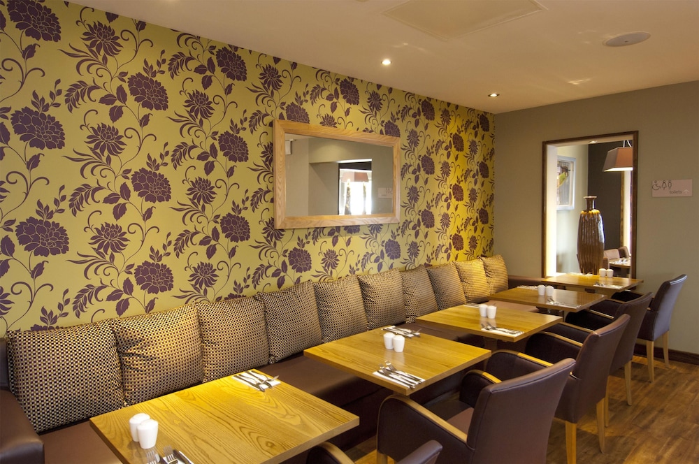 Premier Inn London Hanger Lane 18